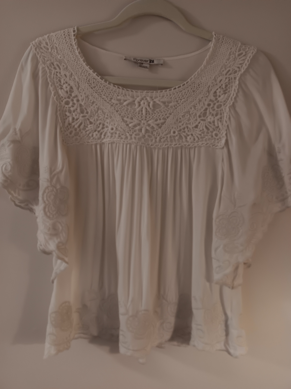 Forever 21 Ivory Crochet-Yoke Flutter Sleeve Tunic